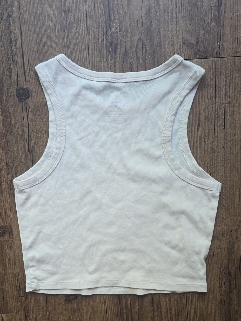 Outer Banks Graphic Cropped Tank Top - Picture 3 of 3